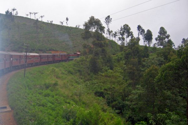 Sri Lanka  Eisenbahn Fahrt  4